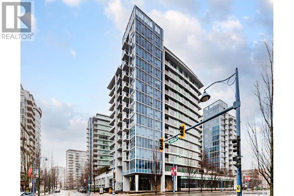 5900-5900 Alderbridge Wy in Richmond, BC - Building Photo