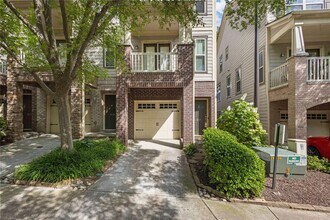 817 Commonwealth Ave SE in Atlanta, GA - Building Photo - Building Photo