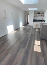 22612 Califa St in Los Angeles, CA - Building Photo - Building Photo