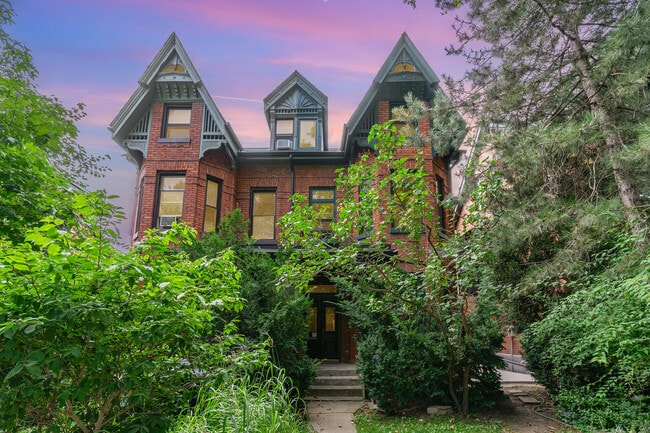property at 89 Willcocks St