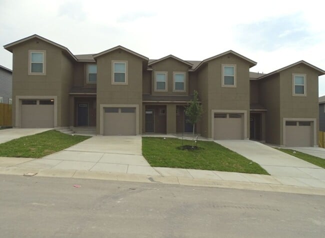 property at 13911 ANNA'S Way