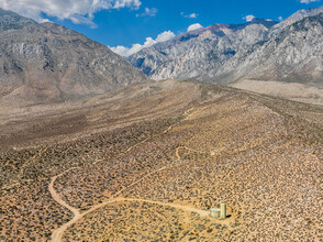 Pine Creek Village in Bishop, CA - Building Photo - Building Photo