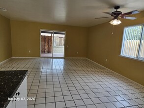 42405 Iowa St in Palm Desert, CA - Building Photo - Building Photo