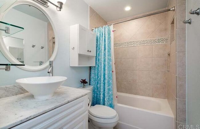 6275 Rancho Mission Rd, Unit 317 in San Diego, CA - Building Photo - Building Photo