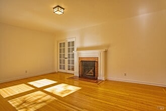 56 Wild Iris Dr in San Geronimo, CA - Building Photo - Building Photo