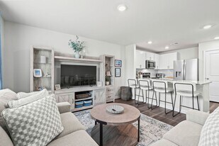 330 Bayou Loop in Surfside Beach, SC - Building Photo