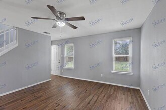 4677 Birchbend Ln in Fort Worth, TX - Building Photo - Building Photo