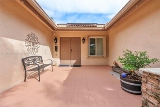 8931 NW 55th Pl in Coral Springs, FL - Building Photo - Building Photo