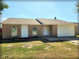 5541 Ragan Dr in The Colony, TX - Building Photo