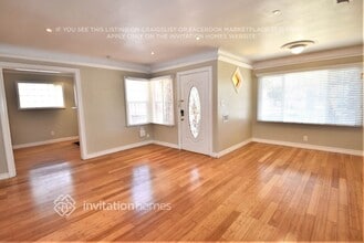 9925 Orange Ave in South Gate, CA - Building Photo - Building Photo