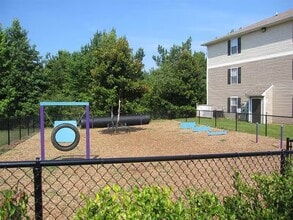 Clemson Ridge Apartments in Seneca, SC - Foto de edificio - Building Photo