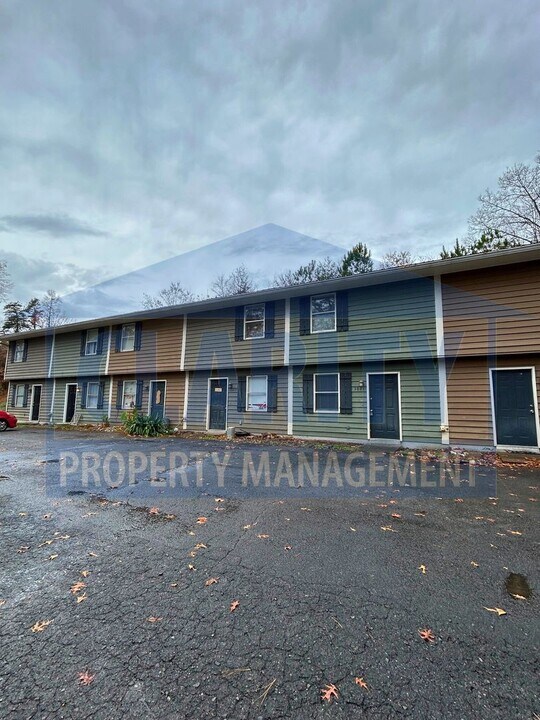 3011 Adkisson Dr in Cleveland, TN - Building Photo