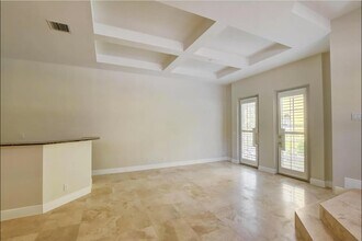 545 NE 69th Cir in Boca Raton, FL - Building Photo - Building Photo