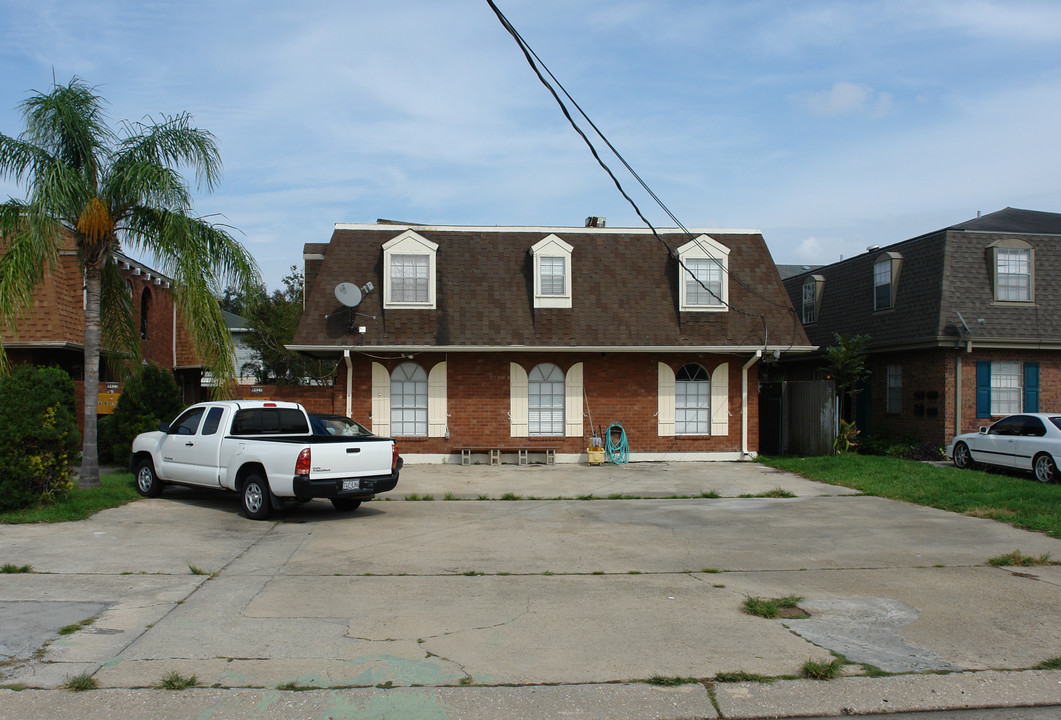 4421 Sonfield St in Metairie, LA - Foto de edificio