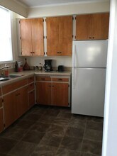 17 Glenwood Blvd, Unit First Floor in Hudson, NY - Building Photo - Building Photo