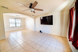 2021 Port Louisiana Dr in Laredo, TX - Building Photo - Building Photo