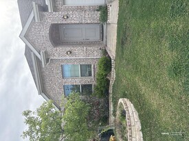 5458 Ridgeway Dr, Unit 2 in Haltom City, TX - Building Photo