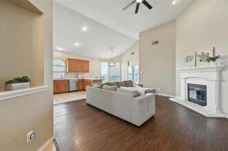 12500 Cottageville Ln in Fort Worth, TX - Building Photo - Building Photo