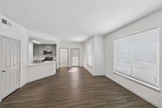 Waterford at Spencer Oaks in Denton, TX - Building Photo - Building Photo