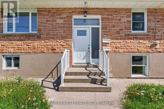 145 First Ave in Kingston, ON - Building Photo - Building Photo