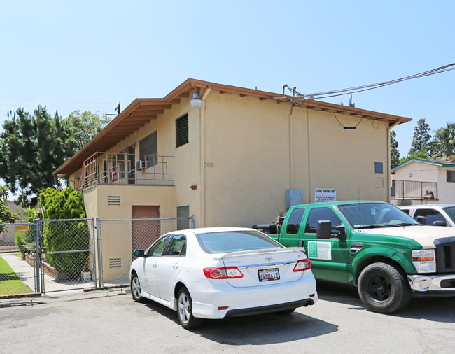 7336 Pickering Ave in Whittier, CA - Foto de edificio - Building Photo