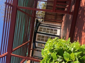 6101 Morella Ave in Los Angeles, CA - Building Photo - Building Photo