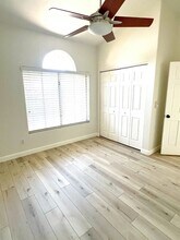 1220 E Briarwood Terrace in Phoenix, AZ - Building Photo - Building Photo