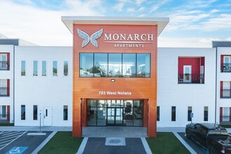 Monarch Apartments in Pharr, TX - Building Photo - Building Photo