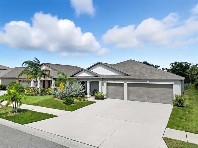 16534 Delia St in Wimauma, FL - Building Photo - Building Photo
