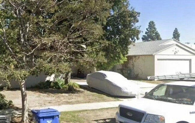 property at 18539 Sunburst St
