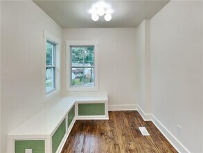 108 Burbank Dr NW in Atlanta, GA - Building Photo - Building Photo
