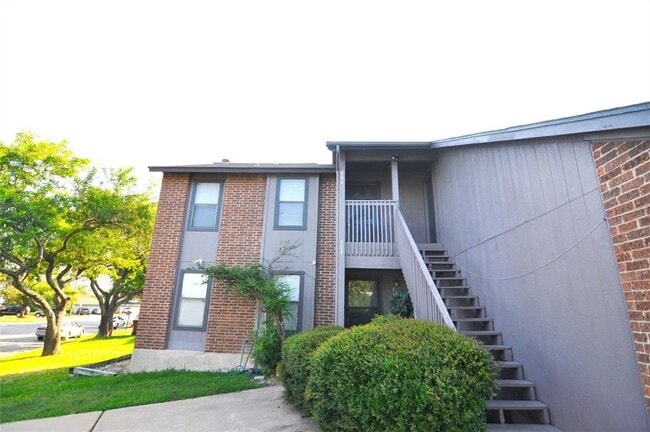 property at 400 Rawhide Loop