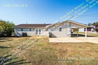 1305 12th E St in Tuscaloosa, AL - Building Photo - Building Photo