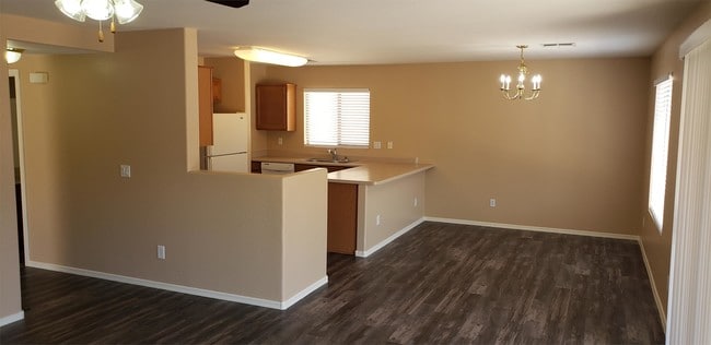 3195 W Carlos Ln in Queen Creek, AZ - Building Photo - Building Photo