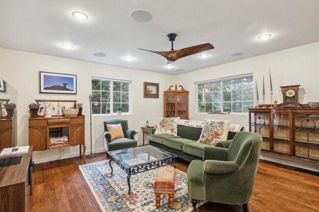 property at 11691 Alta Via Dr