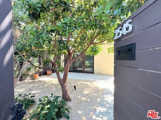 property at 2545 Kelton Ave