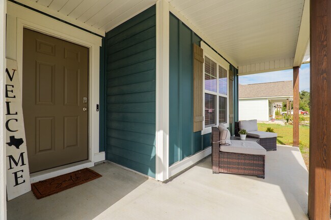 3021 Reynolda Dr in Hahira, GA - Building Photo - Building Photo