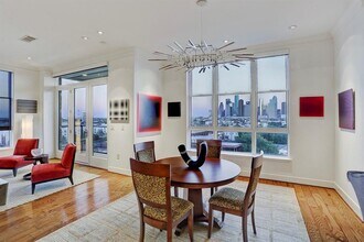 1419 Montrose Blvd in Houston, TX - Building Photo - Building Photo