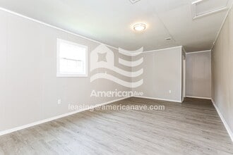 422 Queen Marie Ln in Jackson, MS - Building Photo - Building Photo