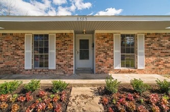 8503 Braes River Dr in Houston, TX - Building Photo - Building Photo