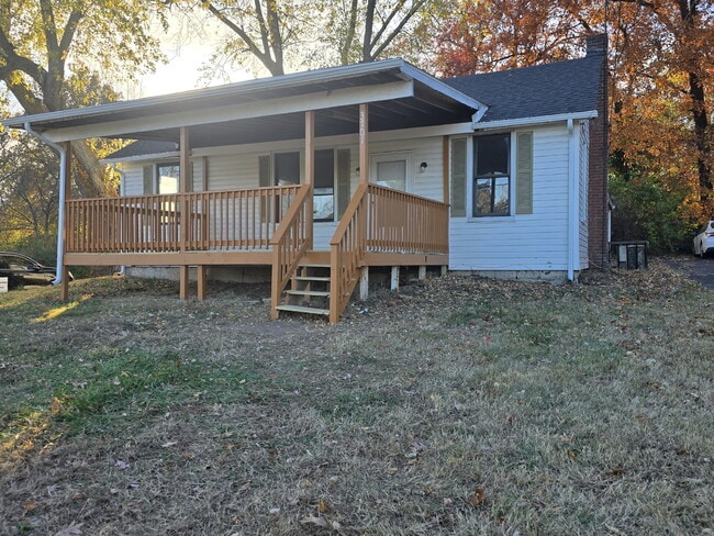 3701 E Edgar Ave in St. Louis, MO - Building Photo - Building Photo