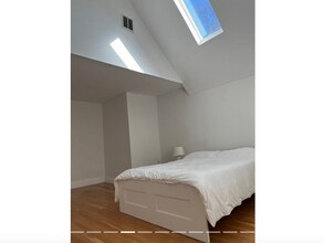29 Brackett St, Unit 2P in Boston, MA - Building Photo - Building Photo