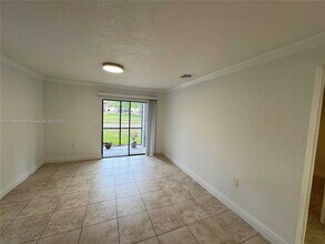 10381 SW 150th Ct in Miami, FL - Building Photo - Building Photo