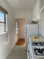 230 4th Ave in Venice, CA - Building Photo