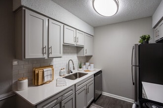 The Grove Brentwood in Nashville, TN - Building Photo - Interior Photo