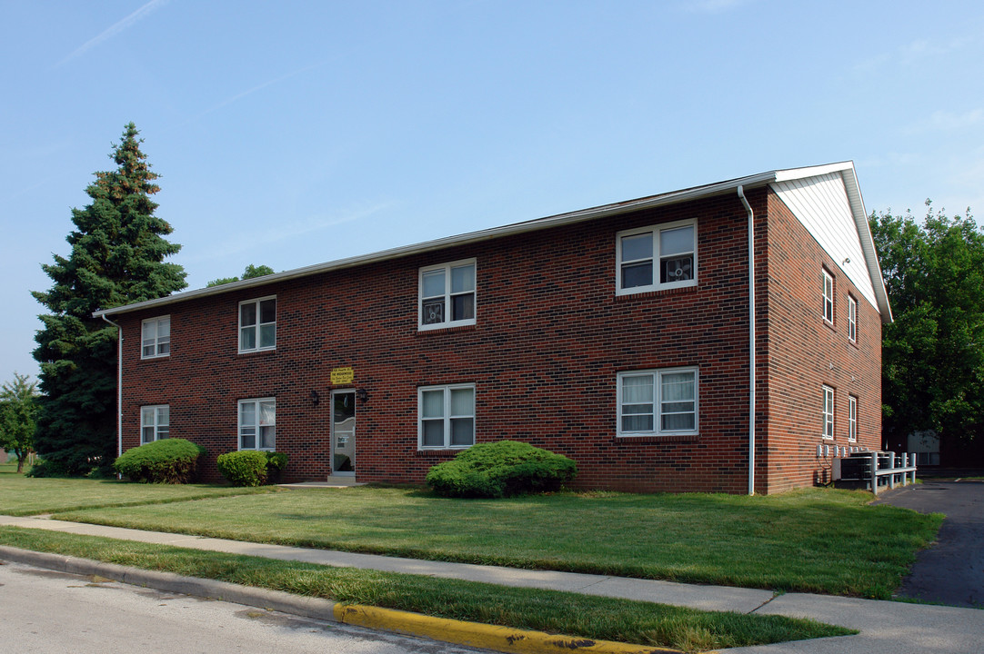 701 4th St in Bowling Green, OH - Building Photo