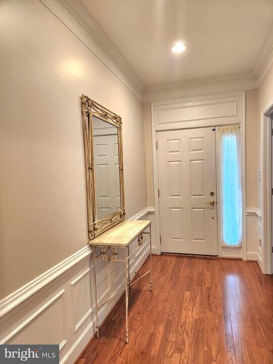 20667 Golden Ridge Dr in Ashburn, VA - Building Photo