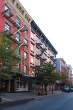 244-246 Elizabeth St in New York, NY - Building Photo - Building Photo