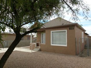 615 Harrison Ave in Las Vegas, NV - Building Photo - Building Photo