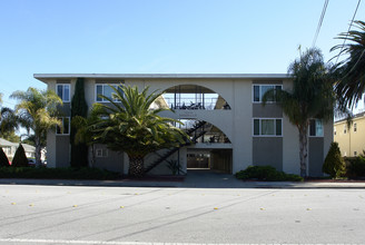 1028 Arguello St in Redwood City, CA - Building Photo - Building Photo